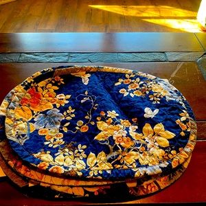 ( 6 ) vintage quilted navy blue butterfly & floral placemats